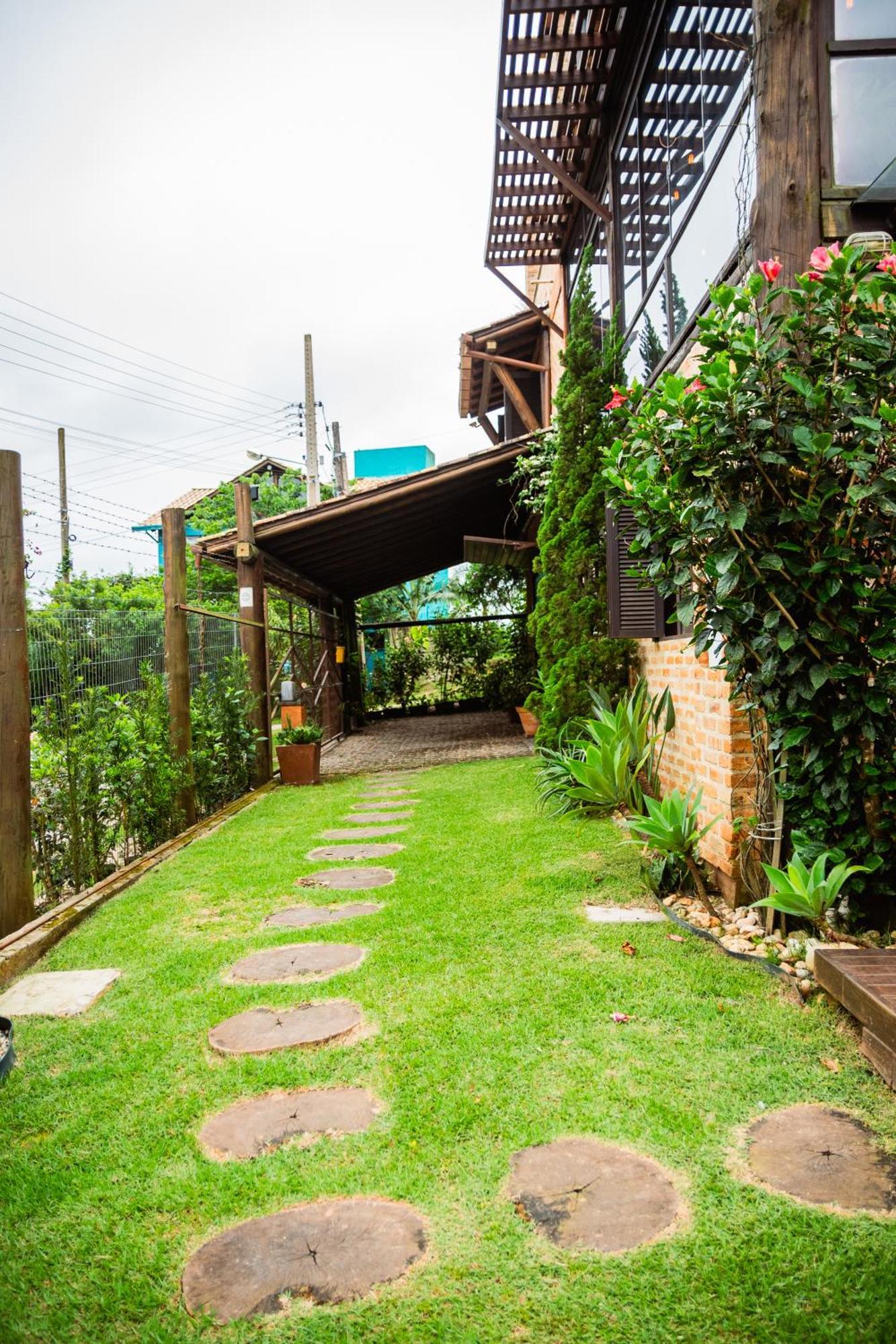 Ibiraquera Life Villa Praia do Rosa Bagian luar foto