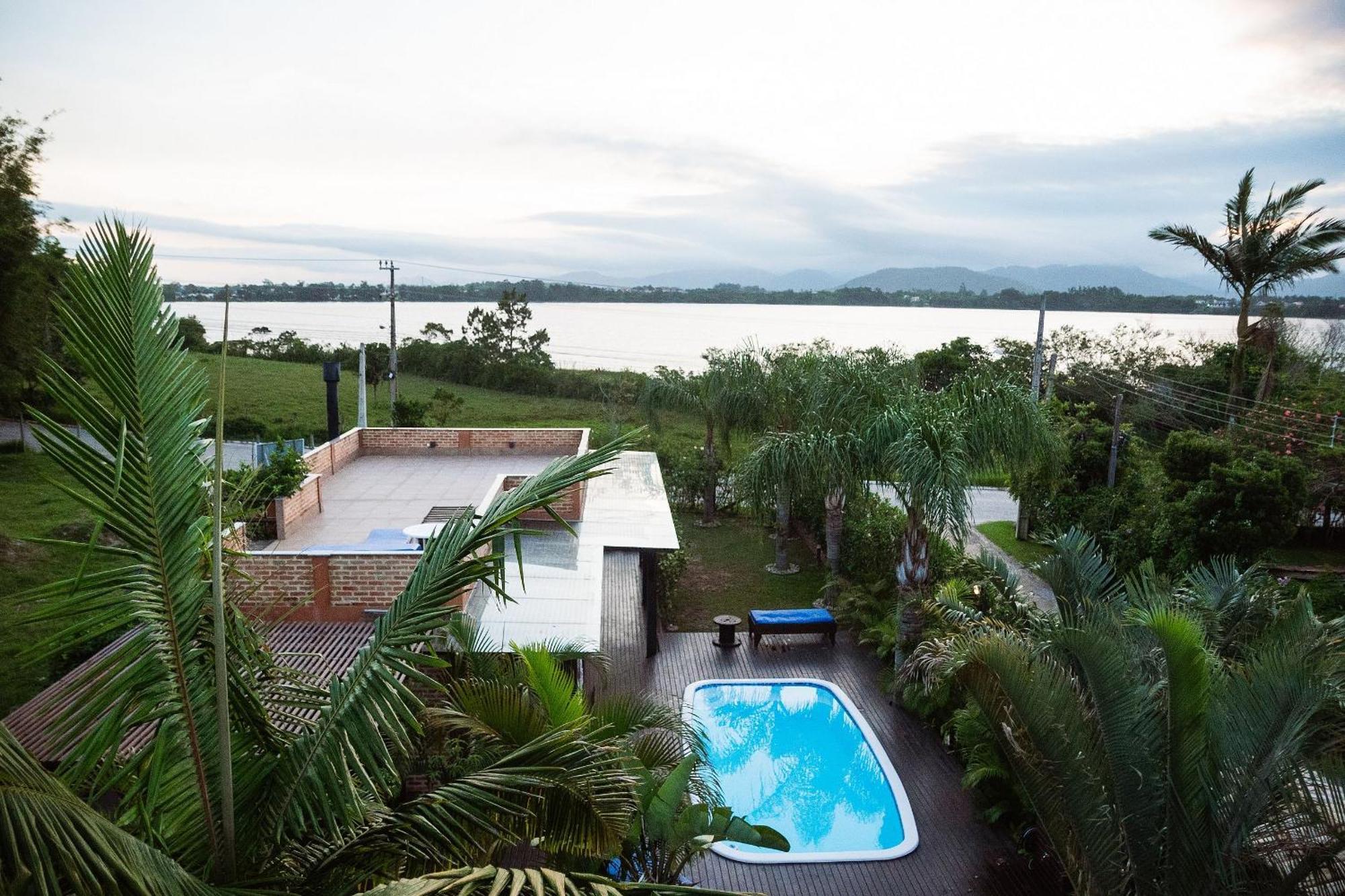 Ibiraquera Life Villa Praia do Rosa Bagian luar foto